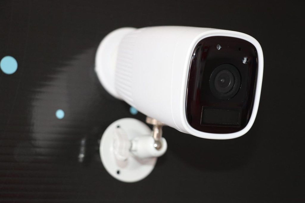 Camerabeveiliging voor boerderij in Friesland met live monitoring van erf, stallen en loodsen voor veiligheid