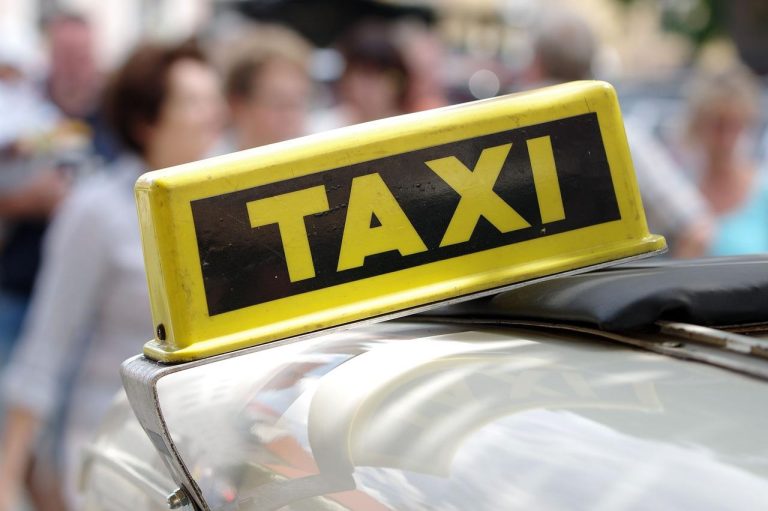 Taxi Doetinchem voor vroege ochtendafspraken en nachtdiensten - betrouwbaar vervoer 24/7 beschikbaar